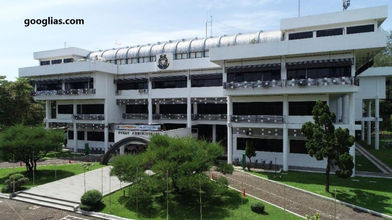 Universitas Swasta Di Bandung Jurusan Manajemen