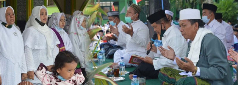 Pondok Pesantren Diniyah Putri Lampung